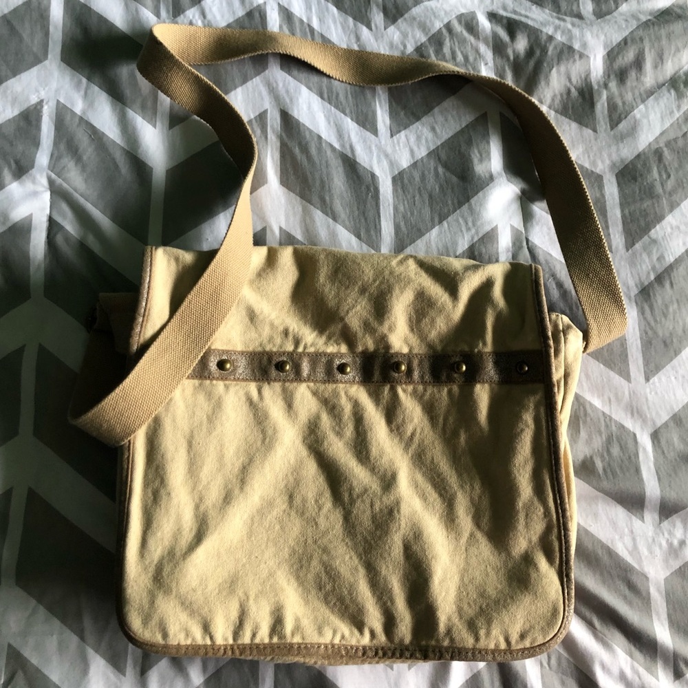 Old Navy small messenger bag